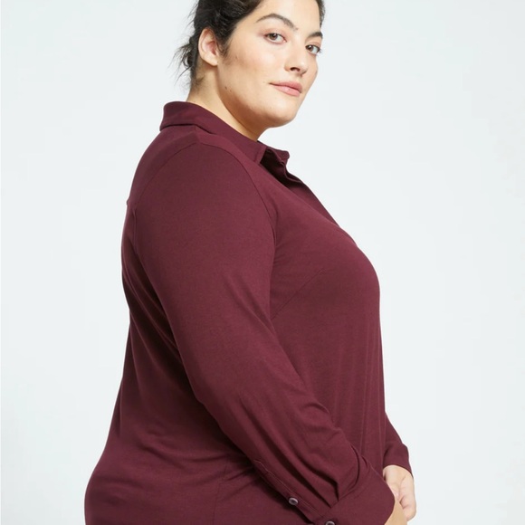 Universal Standard Elbe Popover Liquid Jersey Shirt - Picture 2 of 8